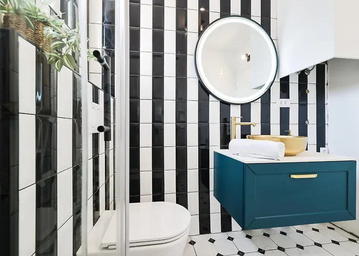 アパート Della ビオグラード・ナ・モル