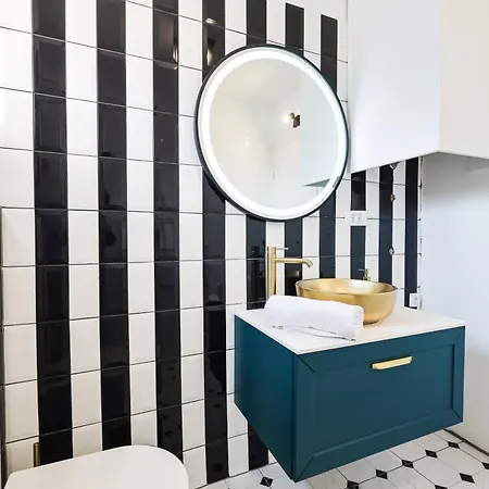 Della Biograd Na Moru